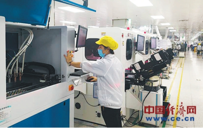 一線調(diào)查 外貿(mào)企業(yè)如何利用計(jì)算機(jī)系統(tǒng)服務(wù)應(yīng)對“訂單荒”